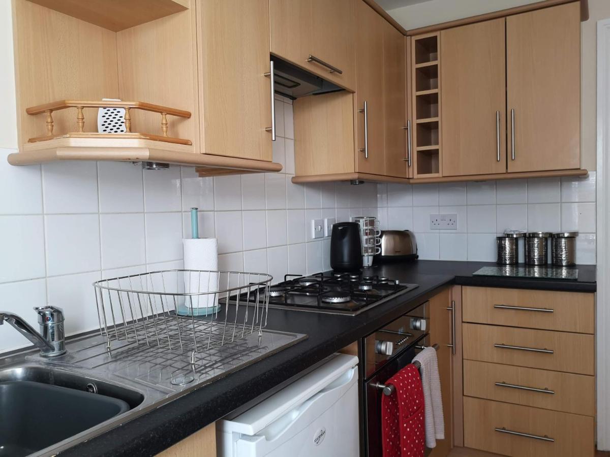 Coastal Escape Deal - 2 Bedroom House -Short Lets & Serviced Accommodation Esterno foto
